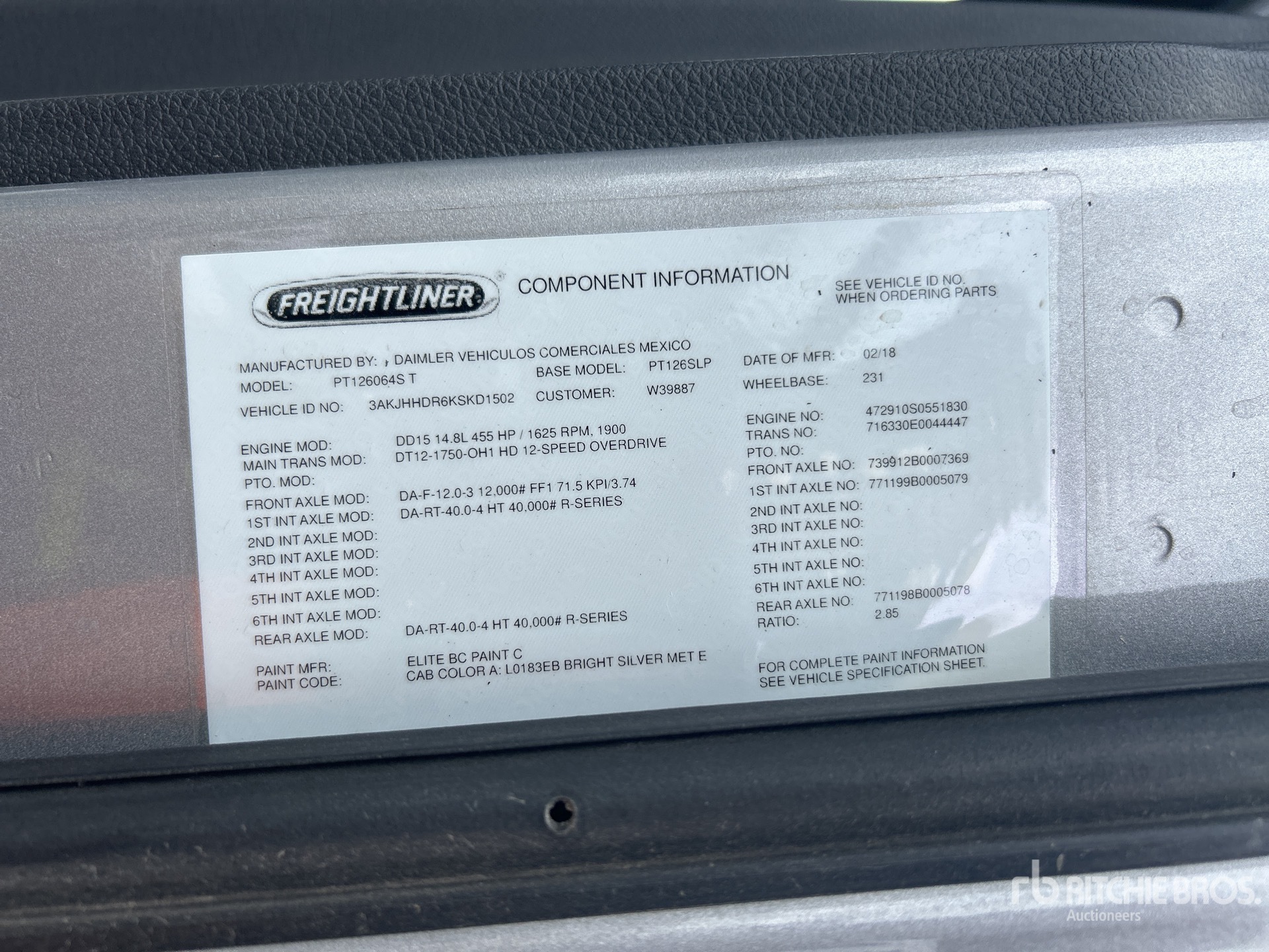 General Appearance with Serial Number / VIN