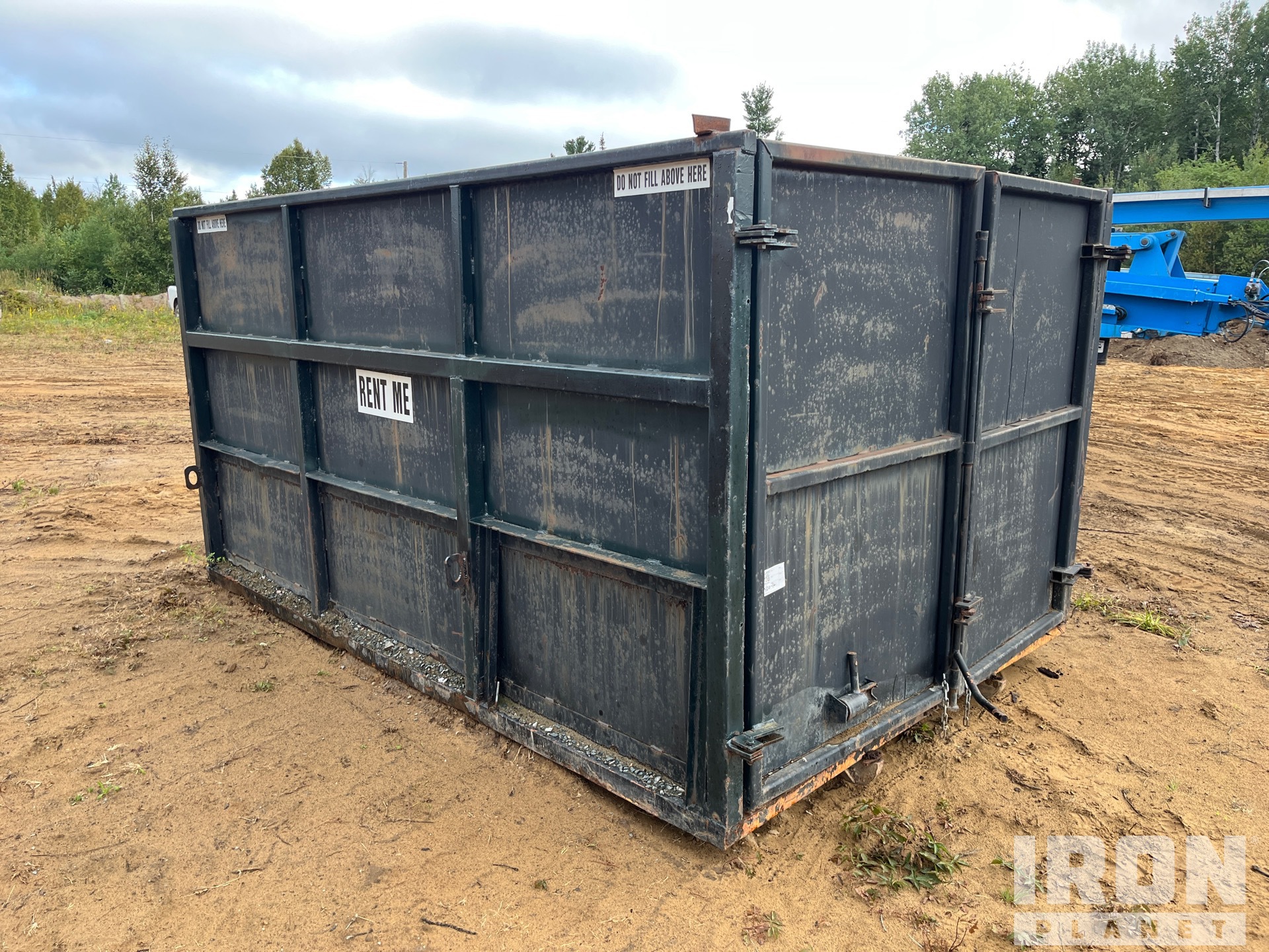 General Appearance with Bild, Ecke hinten links
