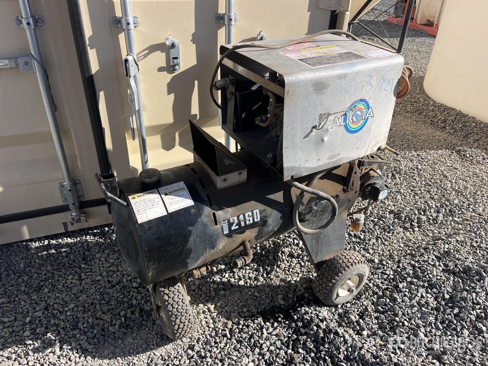 General Appearance with Picture, Left Rear Corner