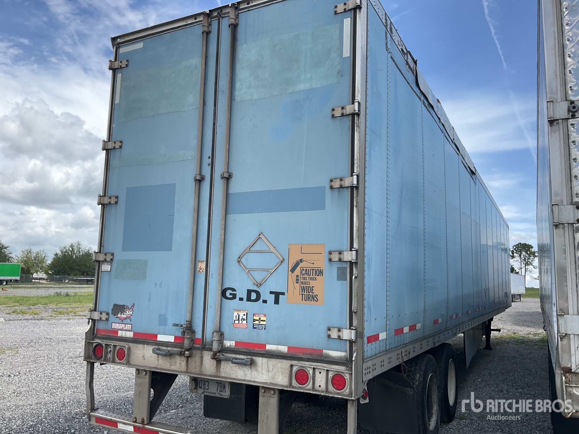 General Appearance with Picture, Right Rear Corner