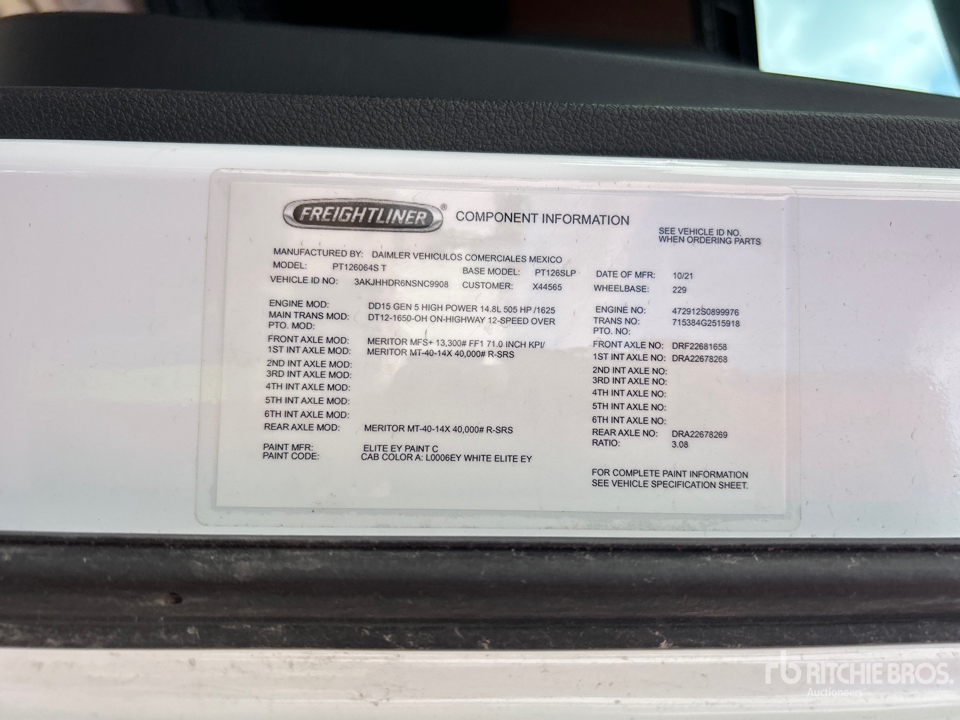 General Appearance with Serial Number / VIN