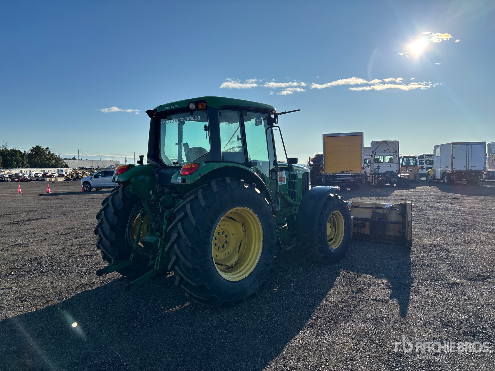 General Appearance with Picture, Right Rear Corner