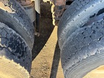 4 dessous de caisse - Camion with 