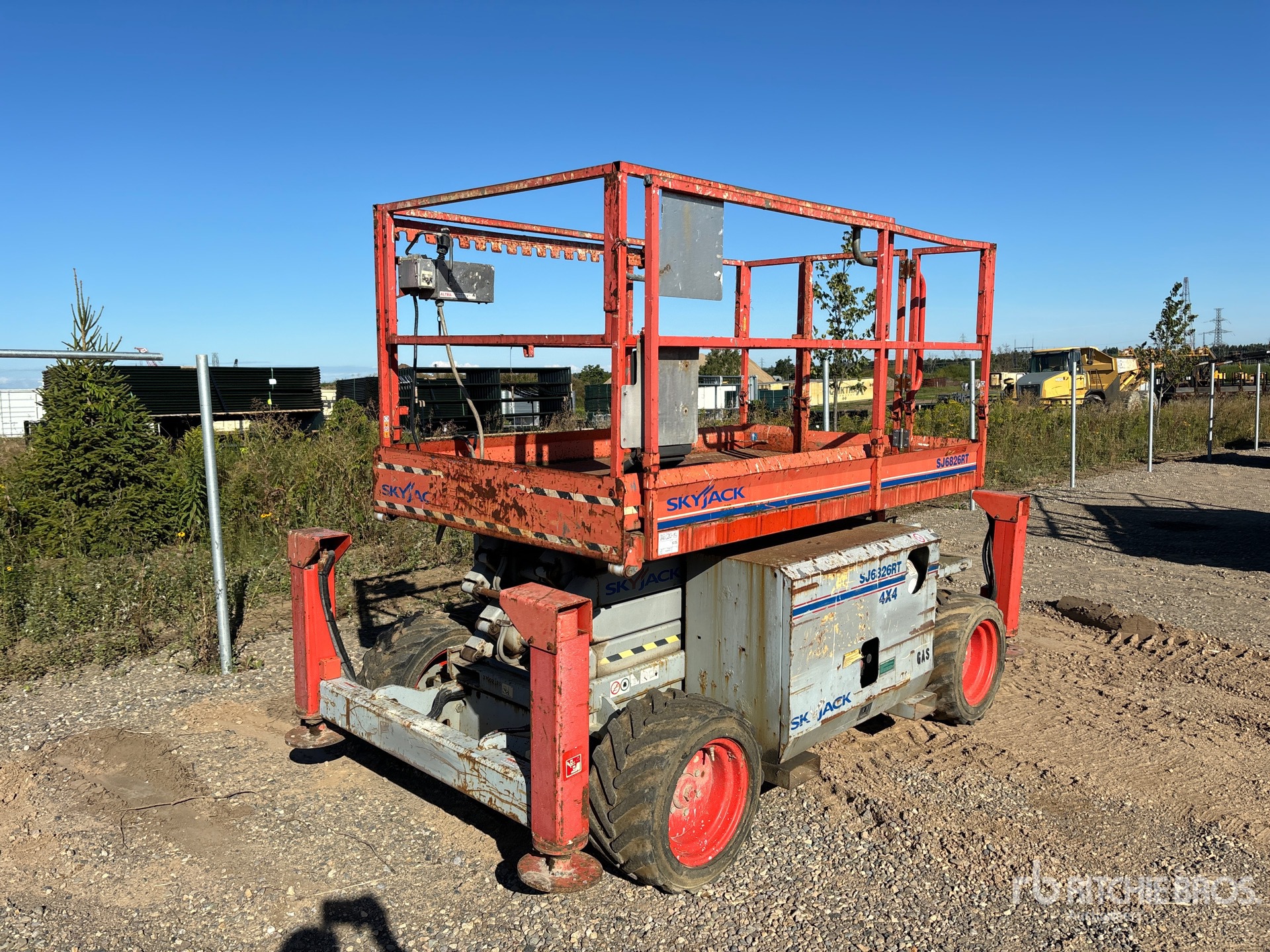 General Appearance with Picture, Right Rear Corner
