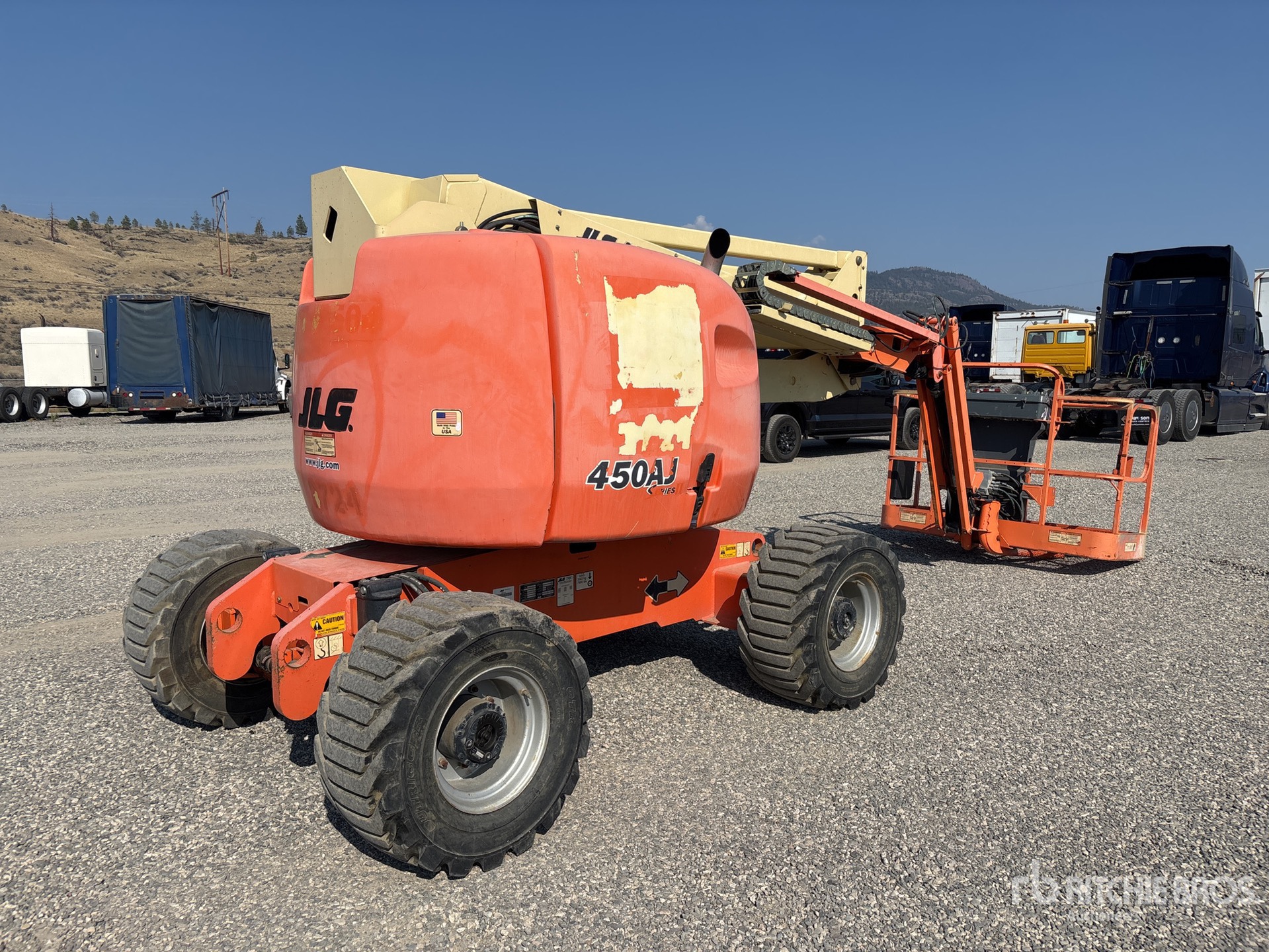 General Appearance with Picture, Right Rear Corner