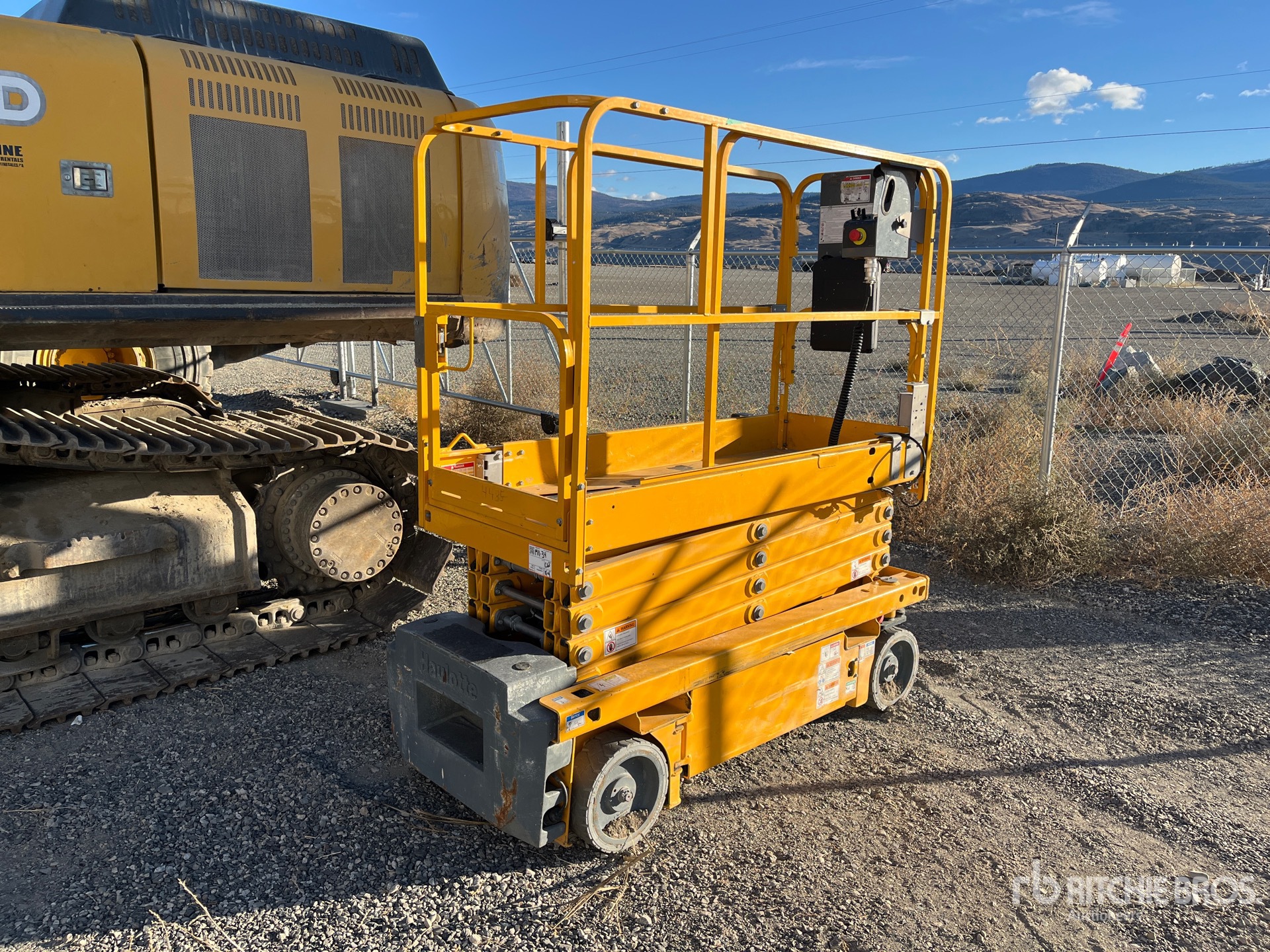 General Appearance with Featured Photo