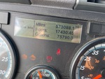 4 Transmision with Engine Hours