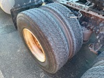 4 Underbody - Truck with Left Center Drive Tires