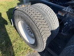 4 Underbody - Truck with Right Rear Drive Tires