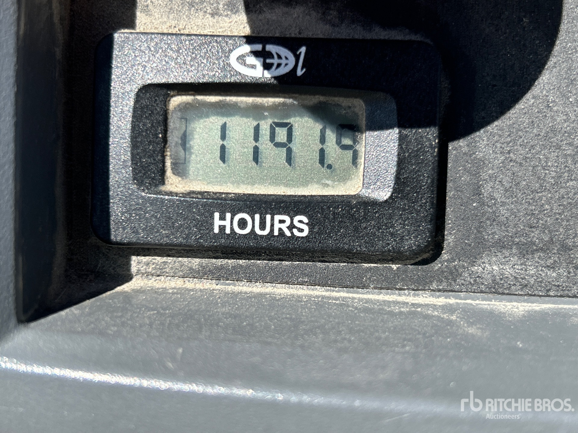 General Appearance with Hour Meter / Odometer