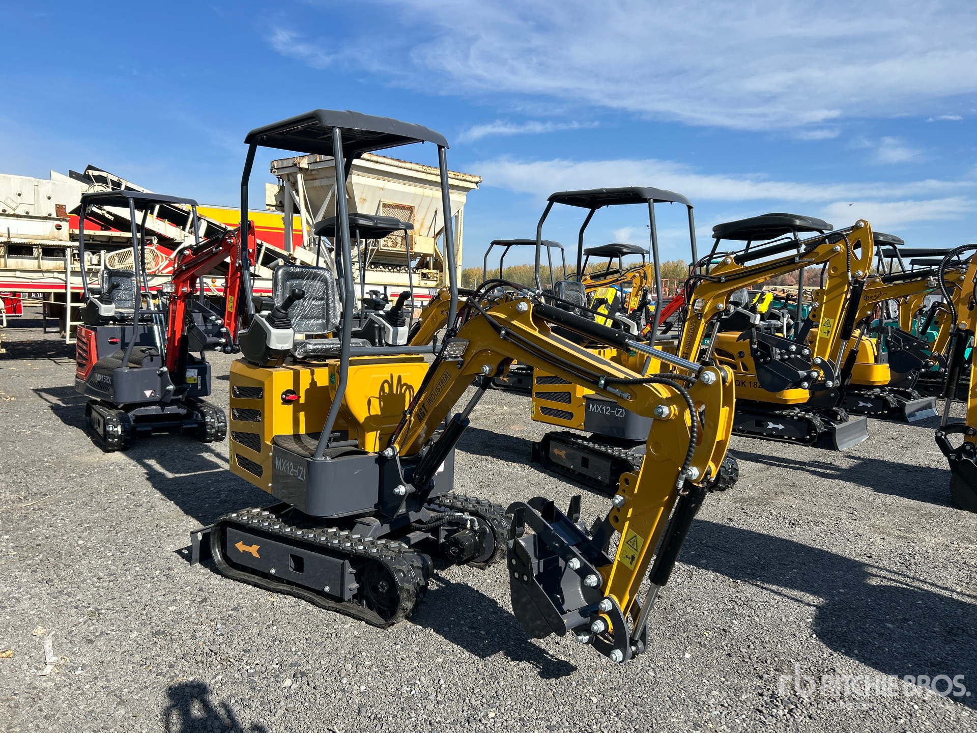 EXCAVADORA 2025 AGT MX12(Z)