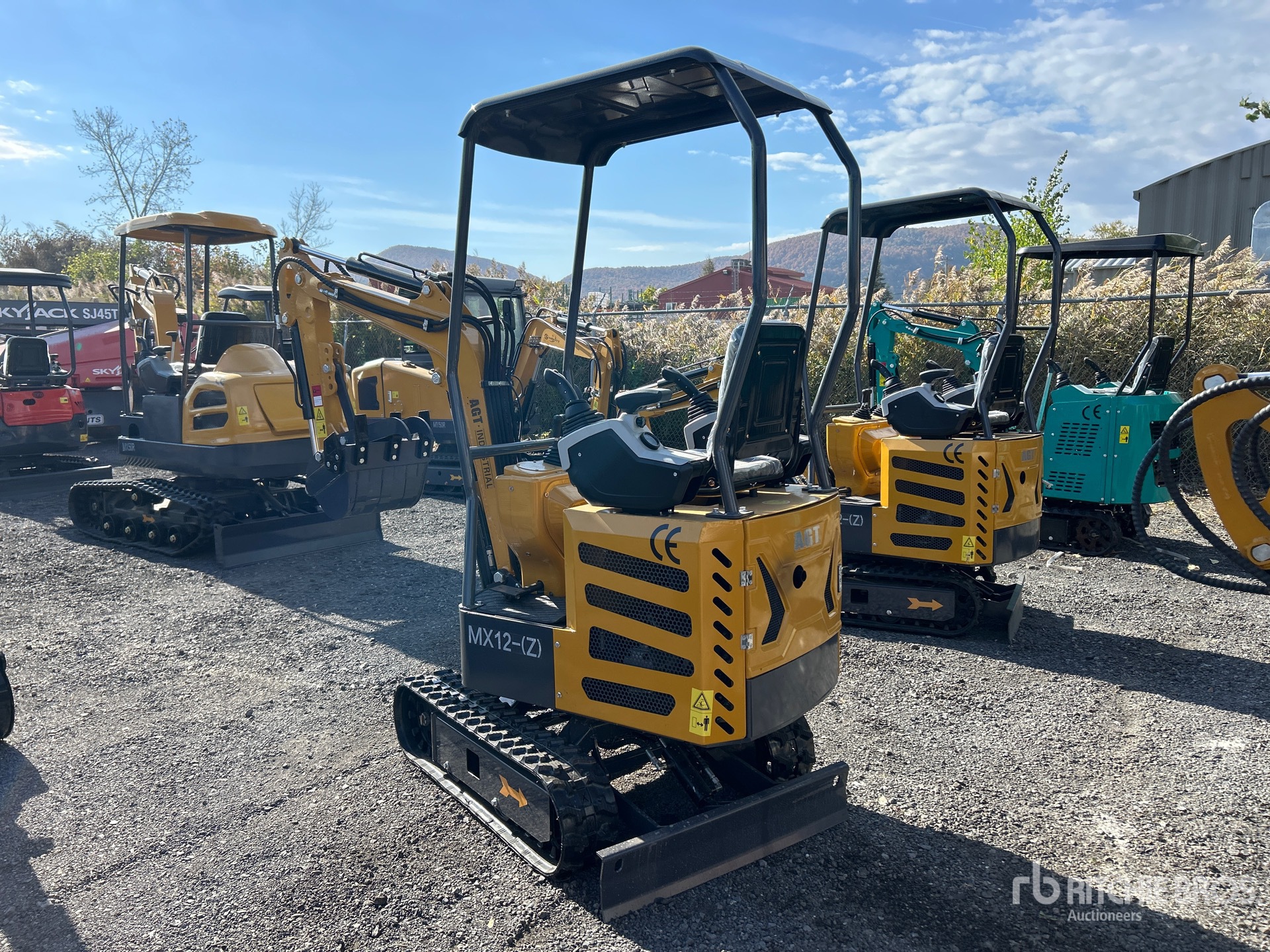EXCAVADORA 2025 AGT MX12(Z)