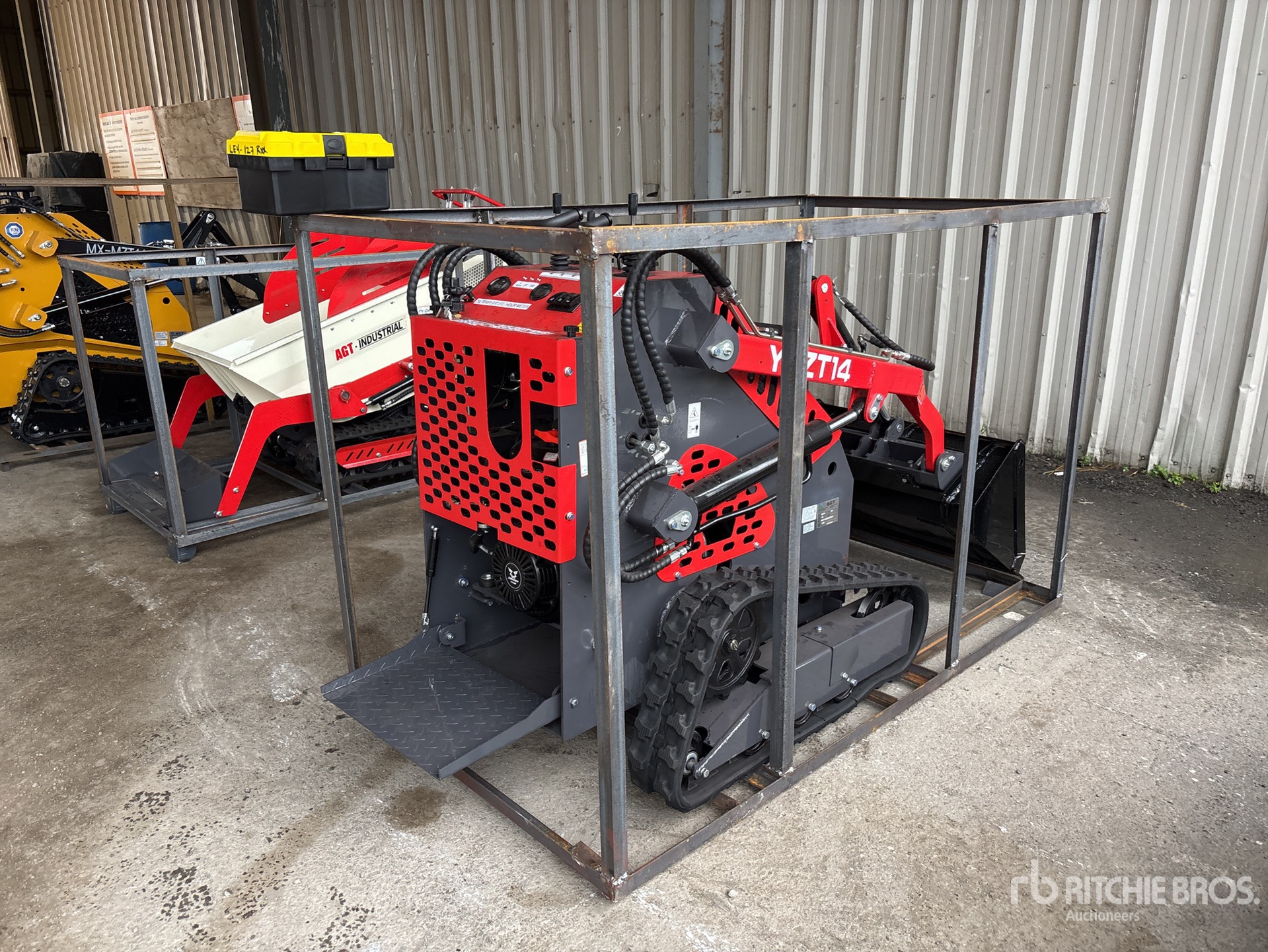 MINI CARGADOR SOBRE ORUGAS COMPACTO 2025 COMPAC YSZT14