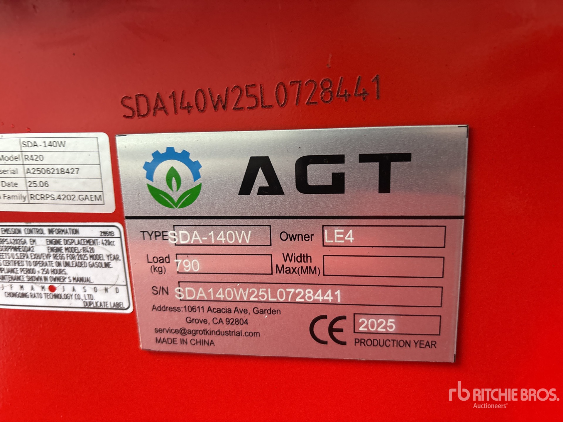 CARGADOR FRONTAL 2025 AGT SDA140W