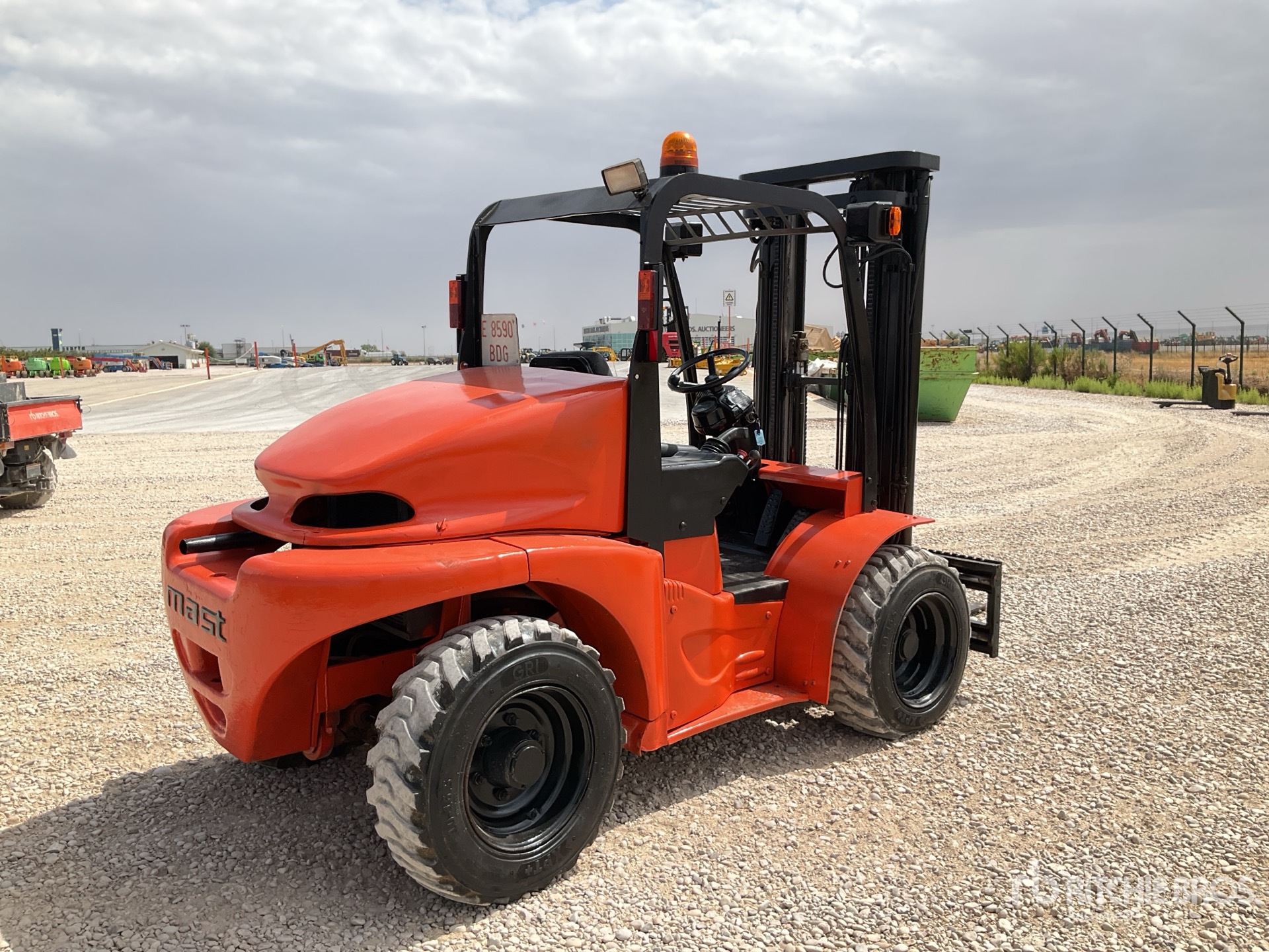 General Appearance with Picture, Right Rear Corner