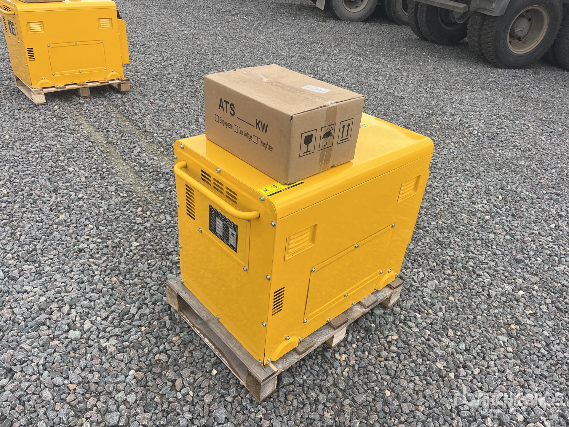 General Appearance with Picture, Right Rear Corner