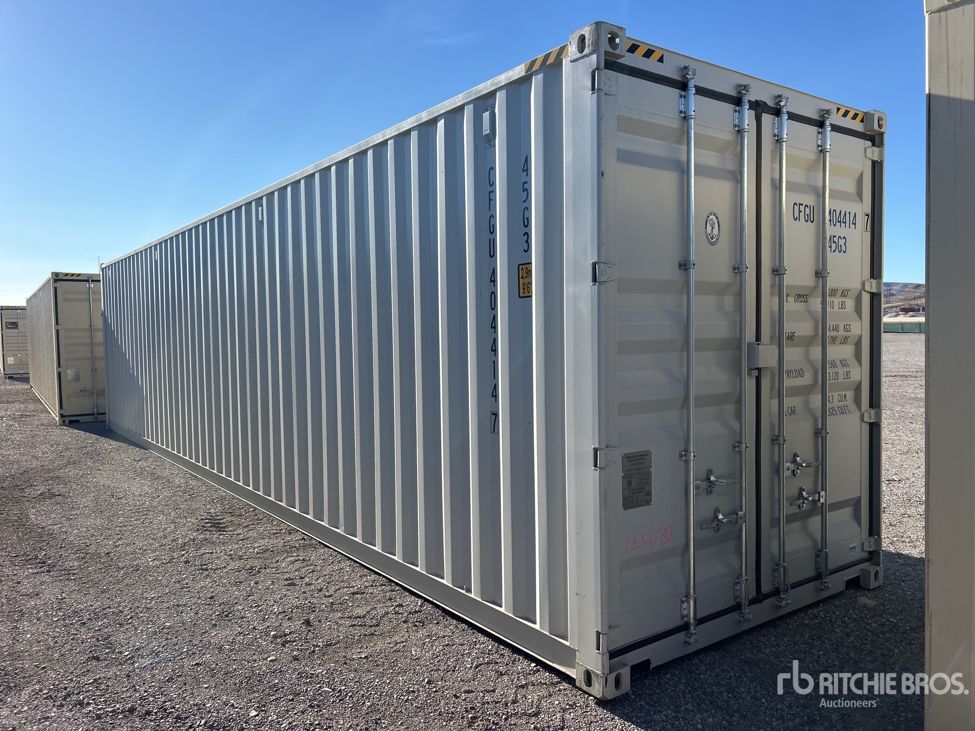 General Appearance with Picture, Right Front Corner