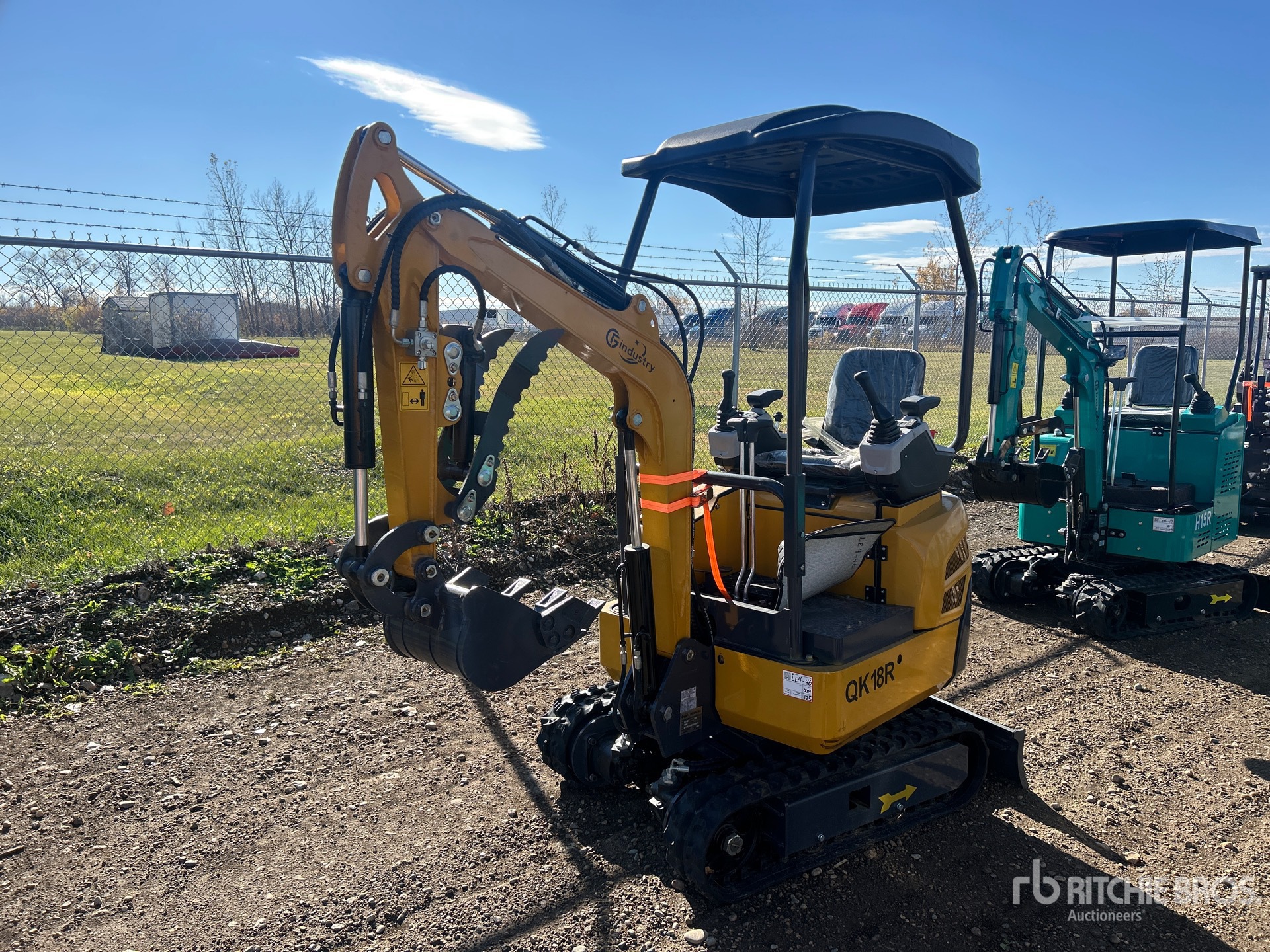 General Appearance with Picture, Left Front Corner