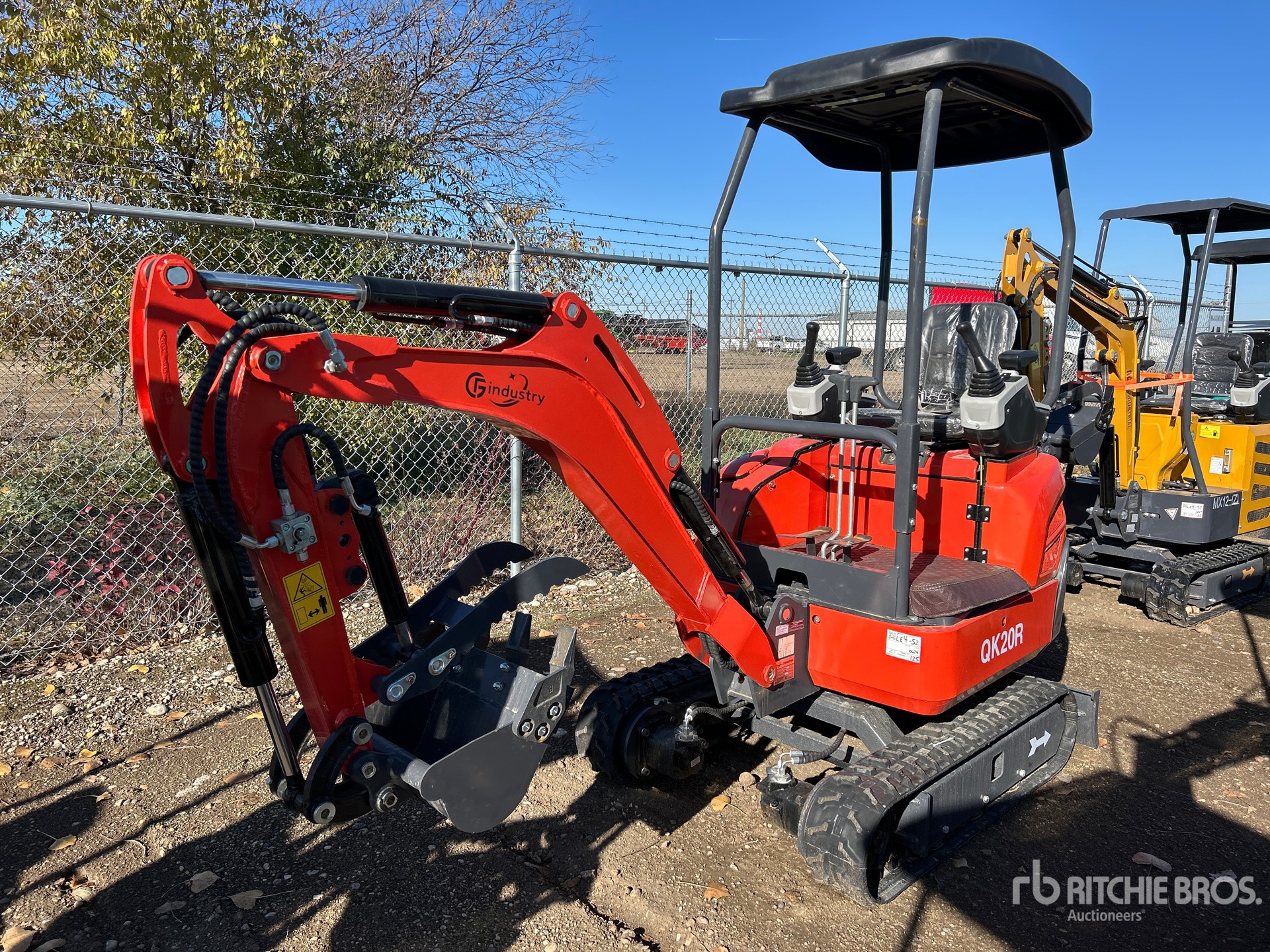 General Appearance with Picture, Left Front Corner