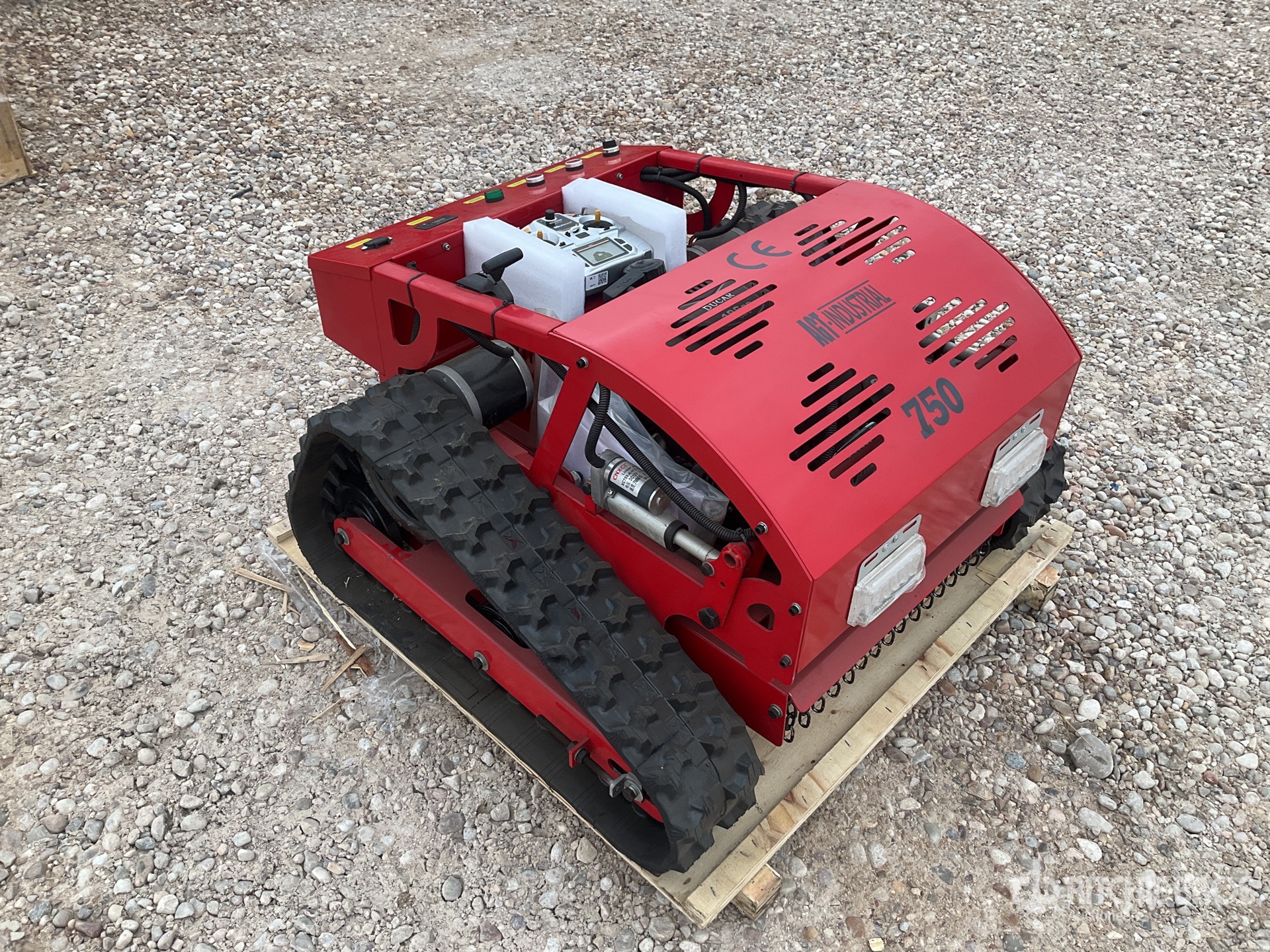 General Appearance with Picture, Right Front Corner