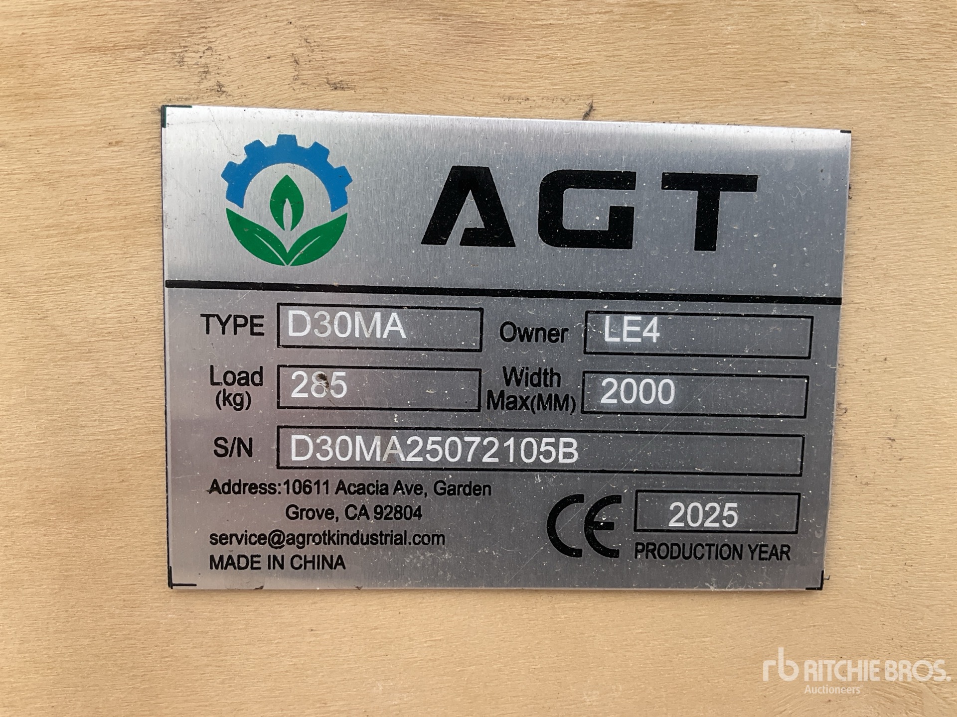 General Appearance with Serial Number / VIN