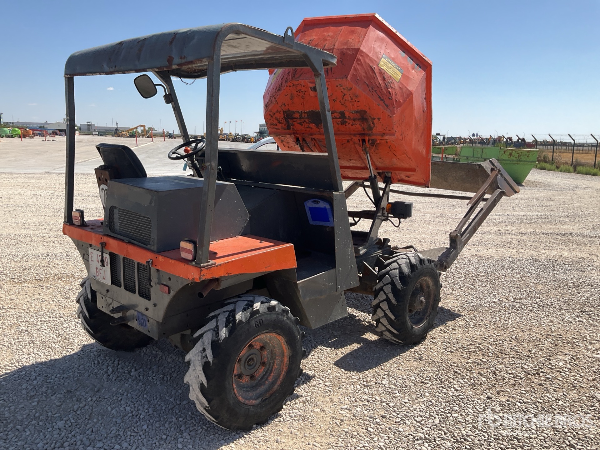 General Appearance with Picture, Right Rear Corner