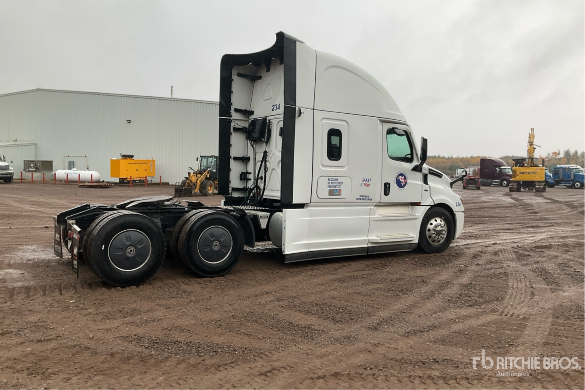 General Appearance with Picture, Right Rear Corner