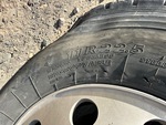 4 Underbody - Truck with 
