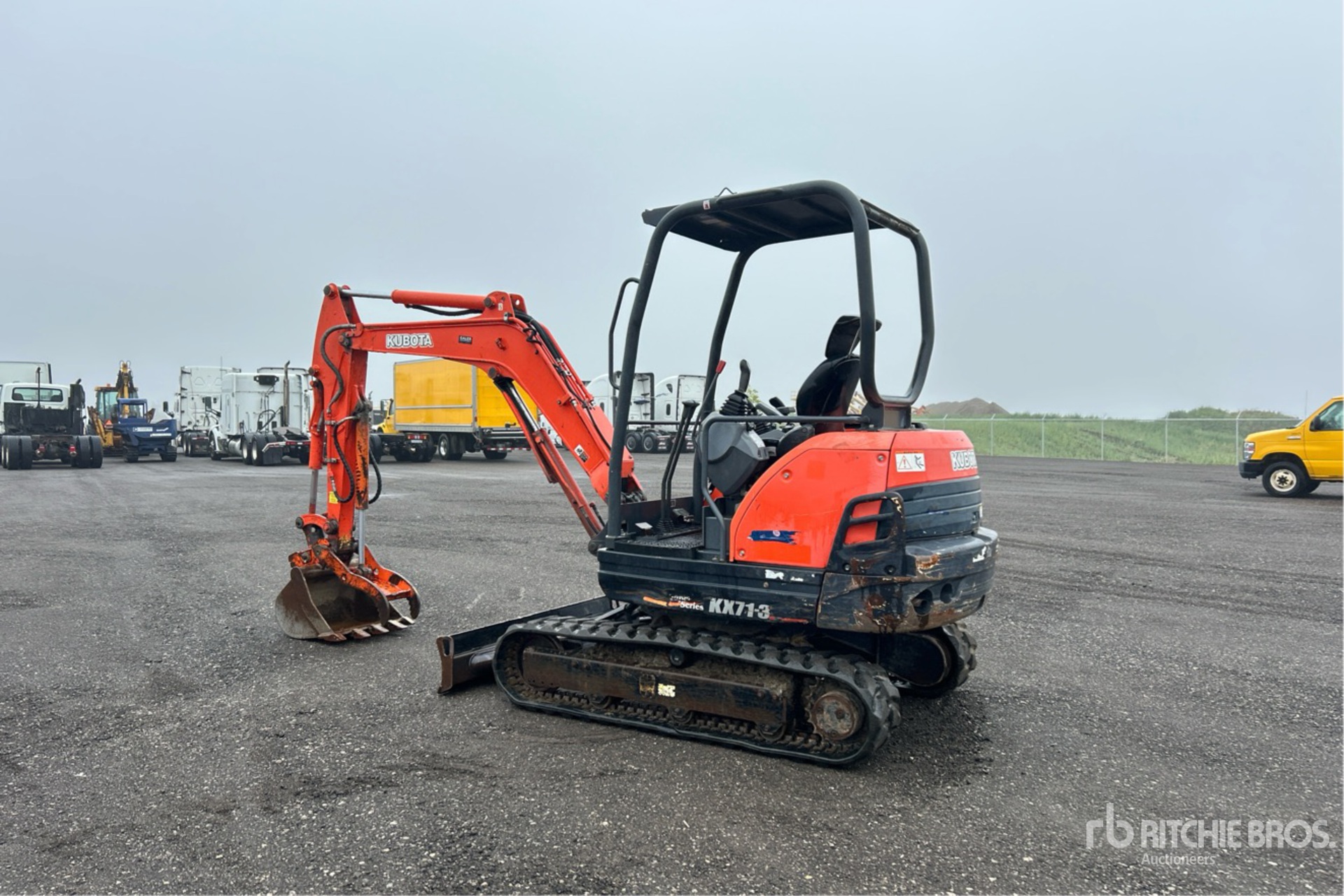 General Appearance with Picture, Left Rear Corner