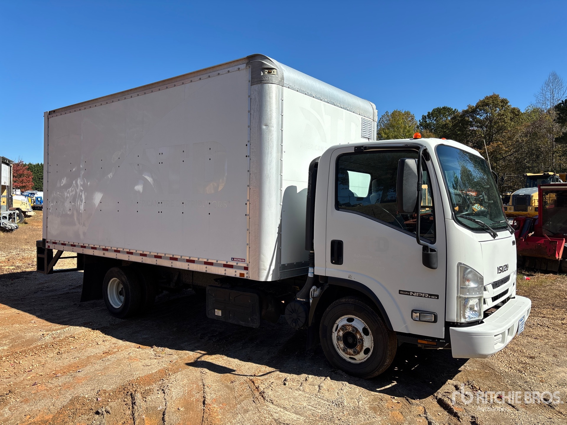 General Appearance with Bild, Ecke vorne rechts