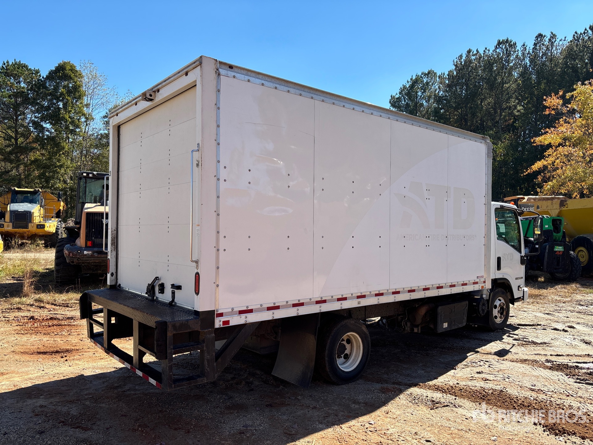 General Appearance with Bild, Ecke hinten rechts