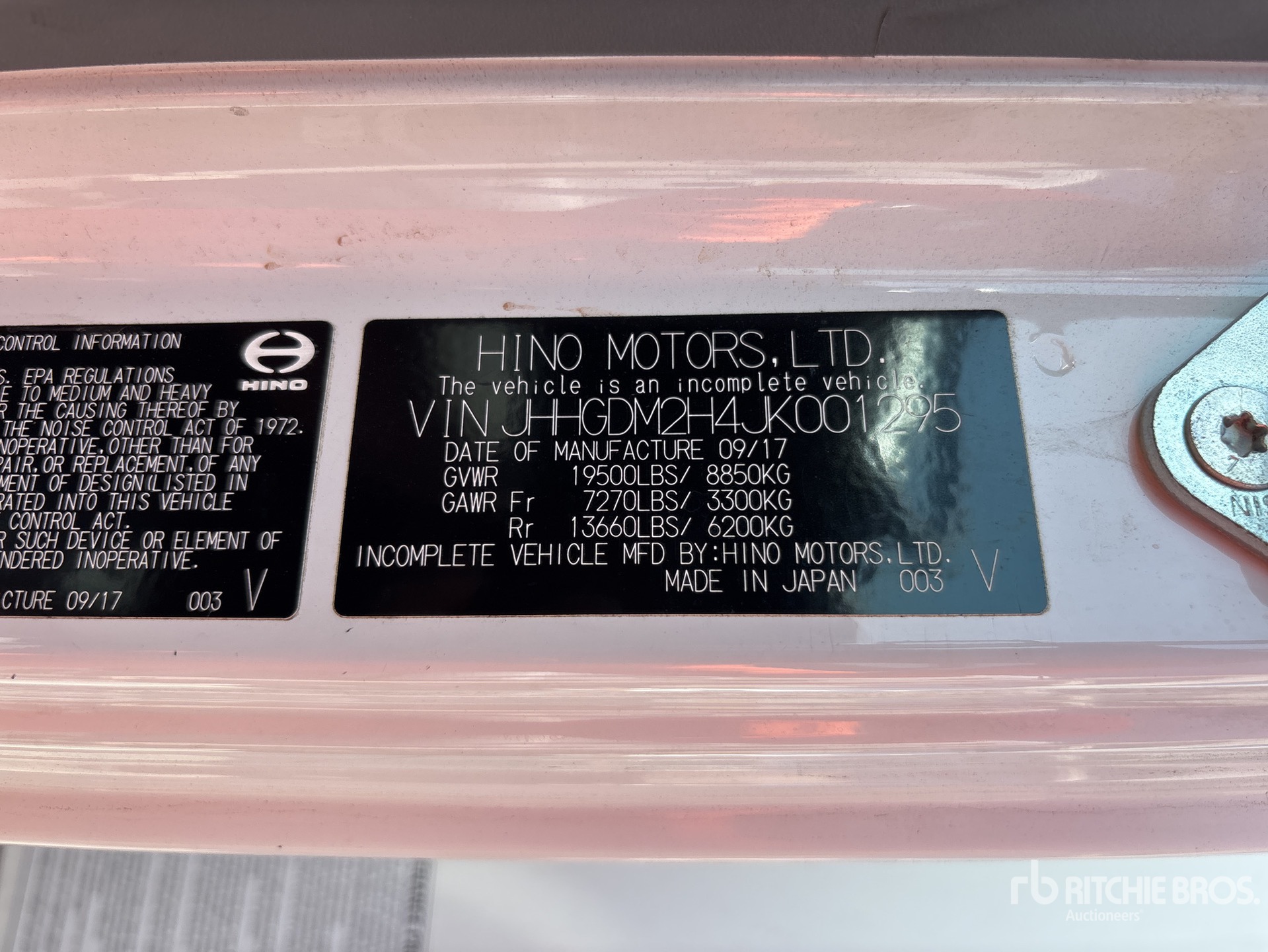 General Appearance with Serial Number / VIN