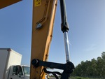 Hydraulics with Bucket Cylinder