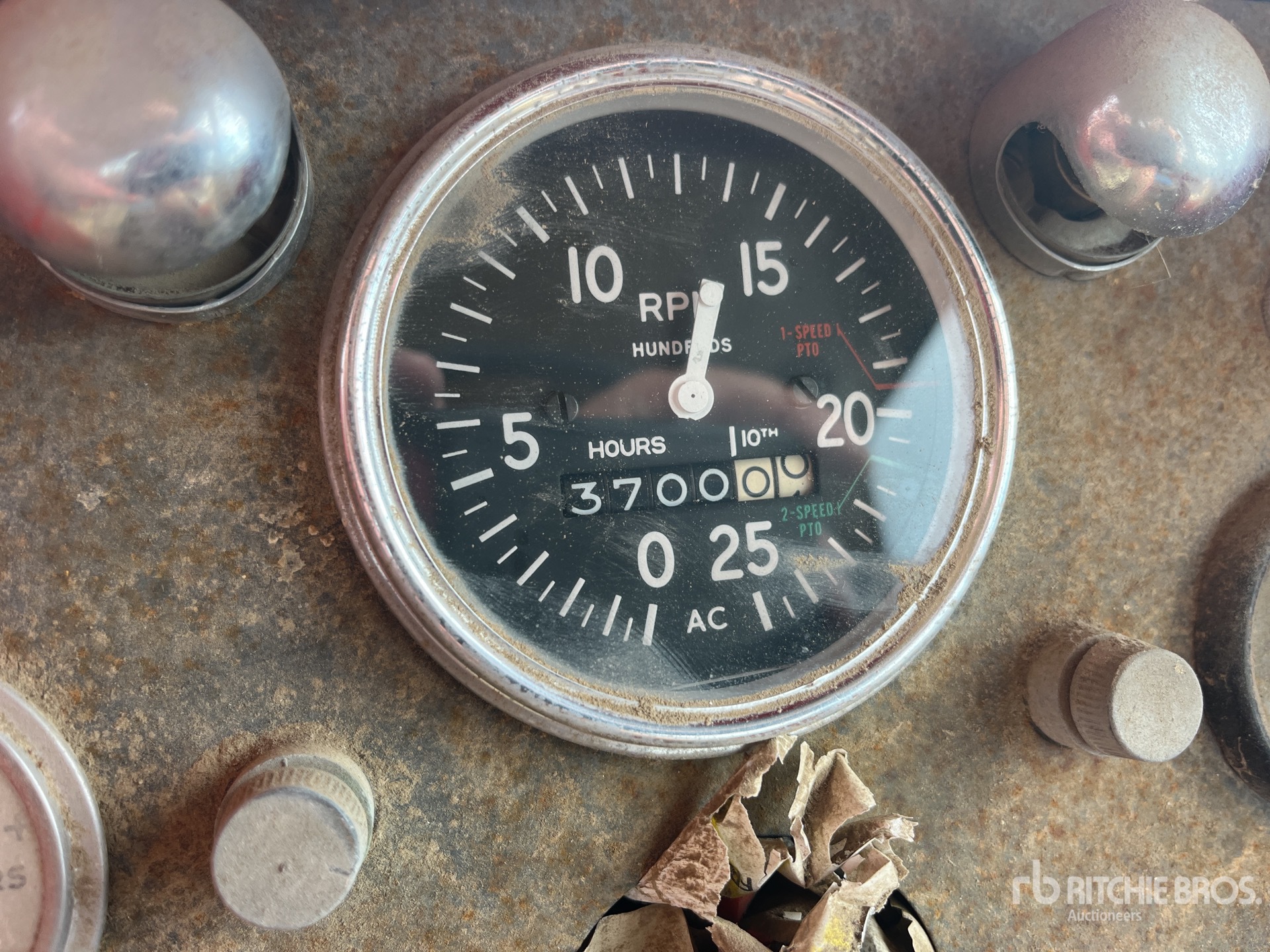 General Appearance with Hour Meter / Odometer