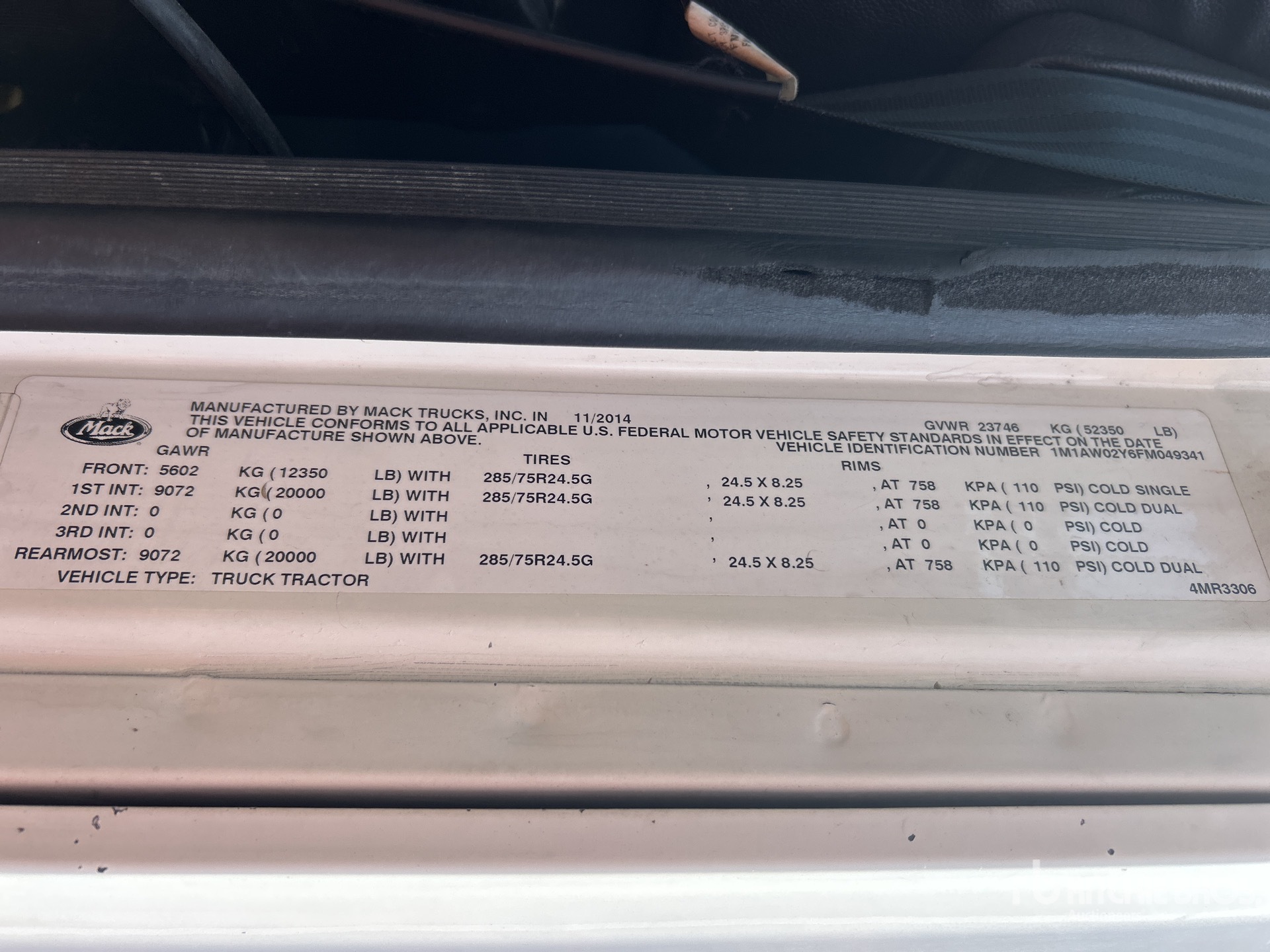 General Appearance with Serial Number / VIN