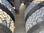 4 Underbody - Truck with 