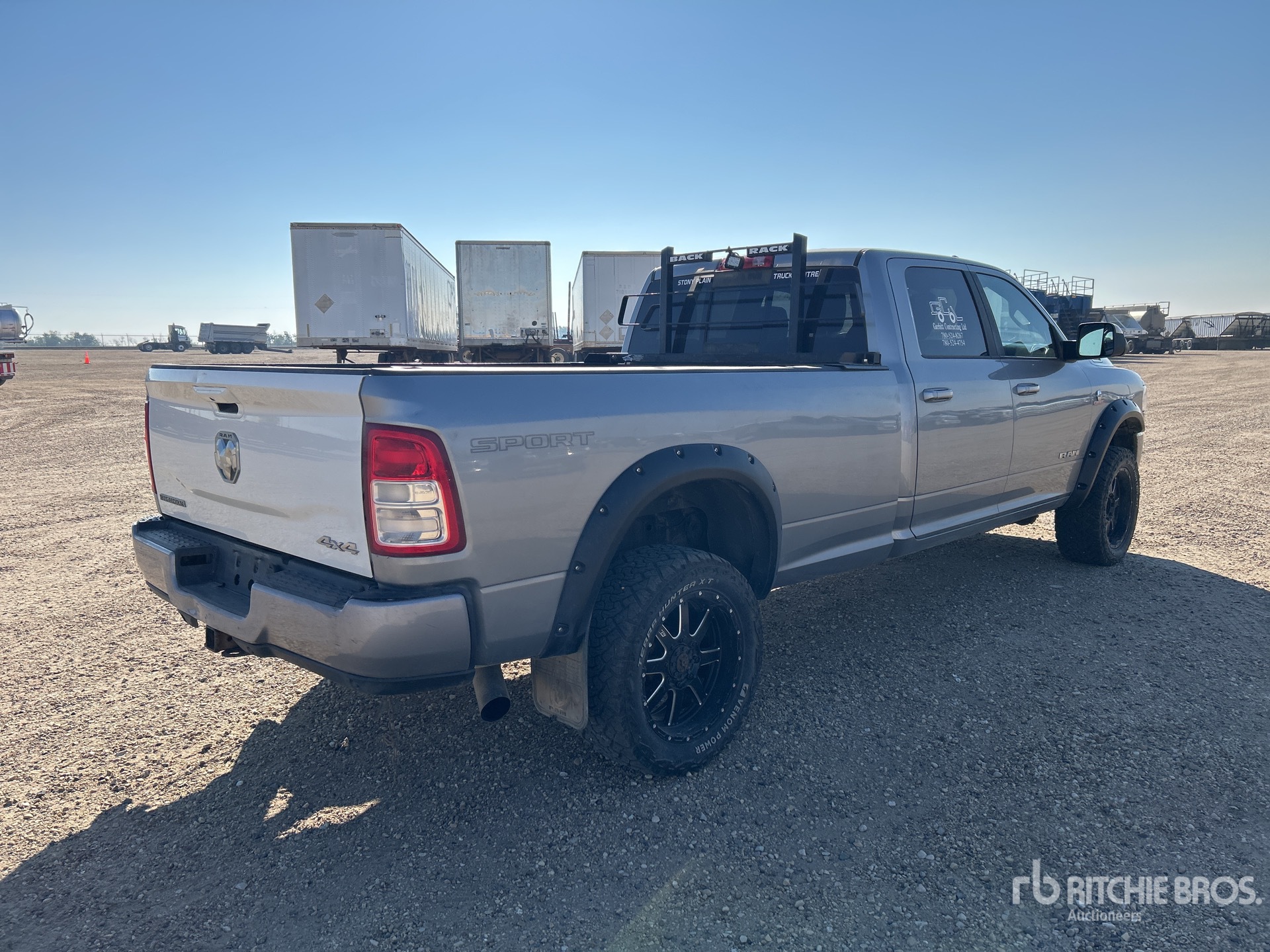 General Appearance with Picture, Right Rear Corner