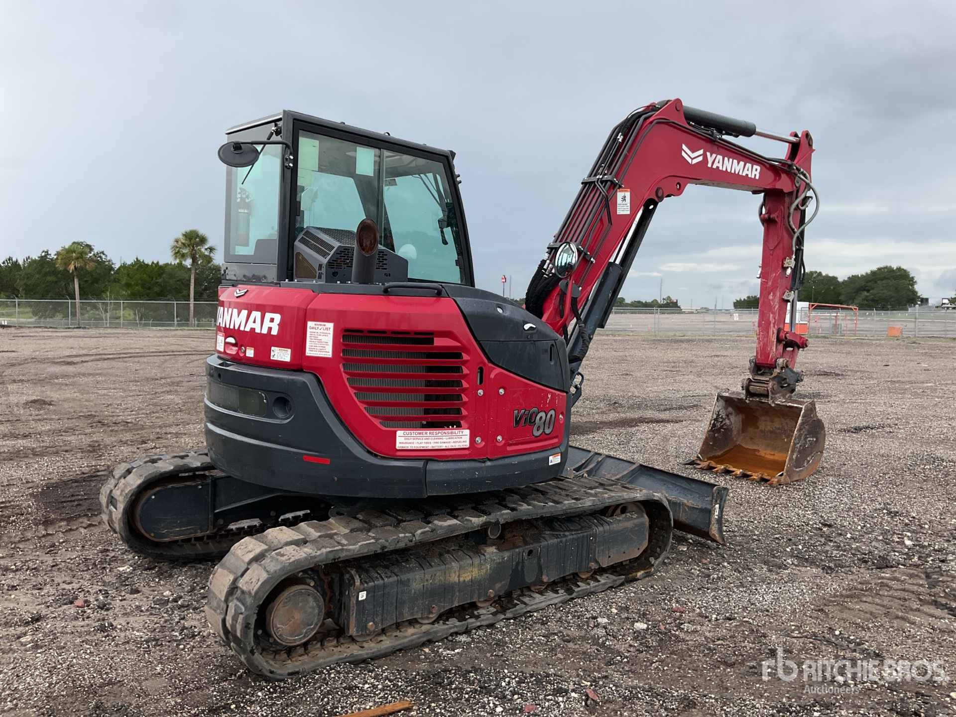 General Appearance with Picture, Right Rear Corner