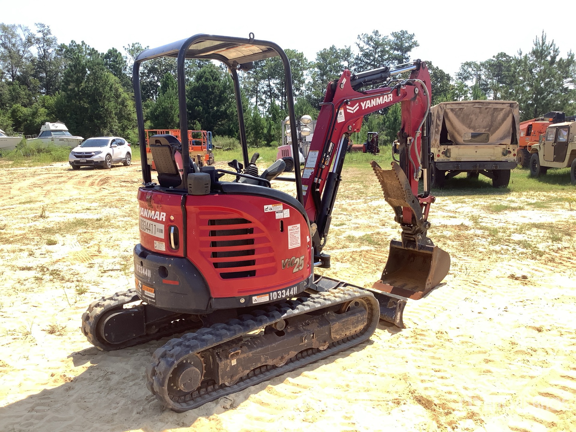 General Appearance with Picture, Right Rear Corner