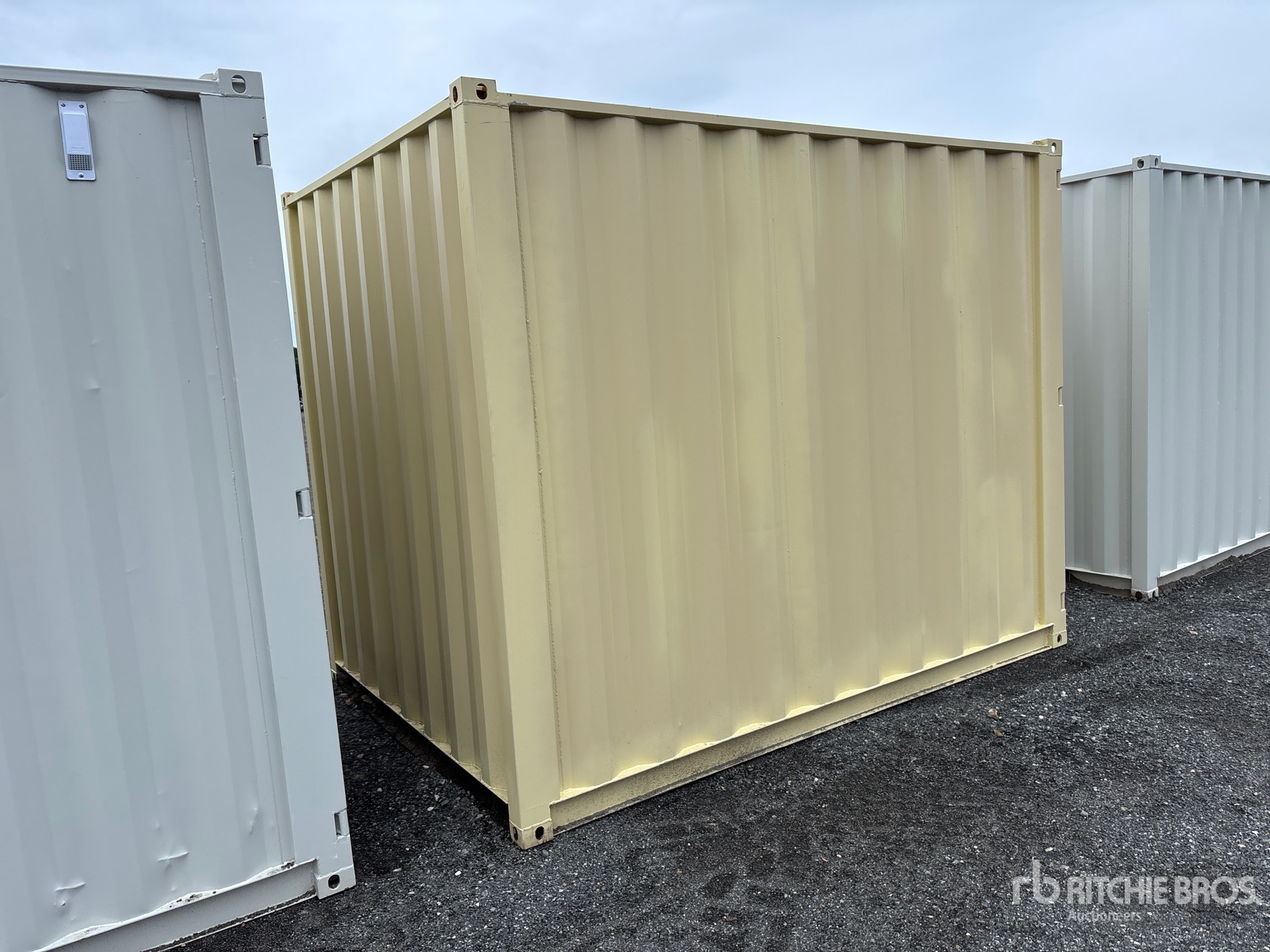 General Appearance with Bild, Ecke hinten rechts