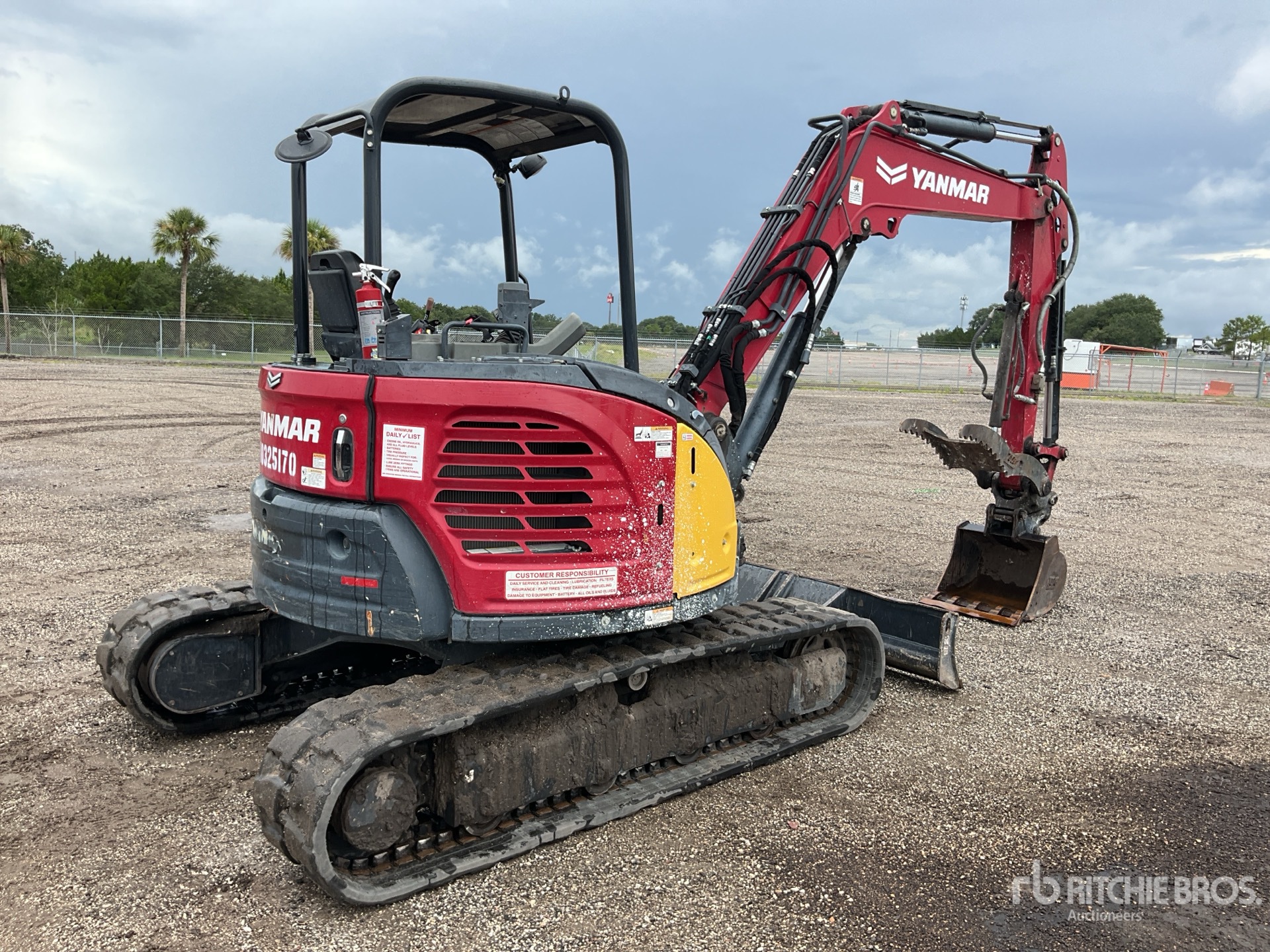 General Appearance with Picture, Right Rear Corner
