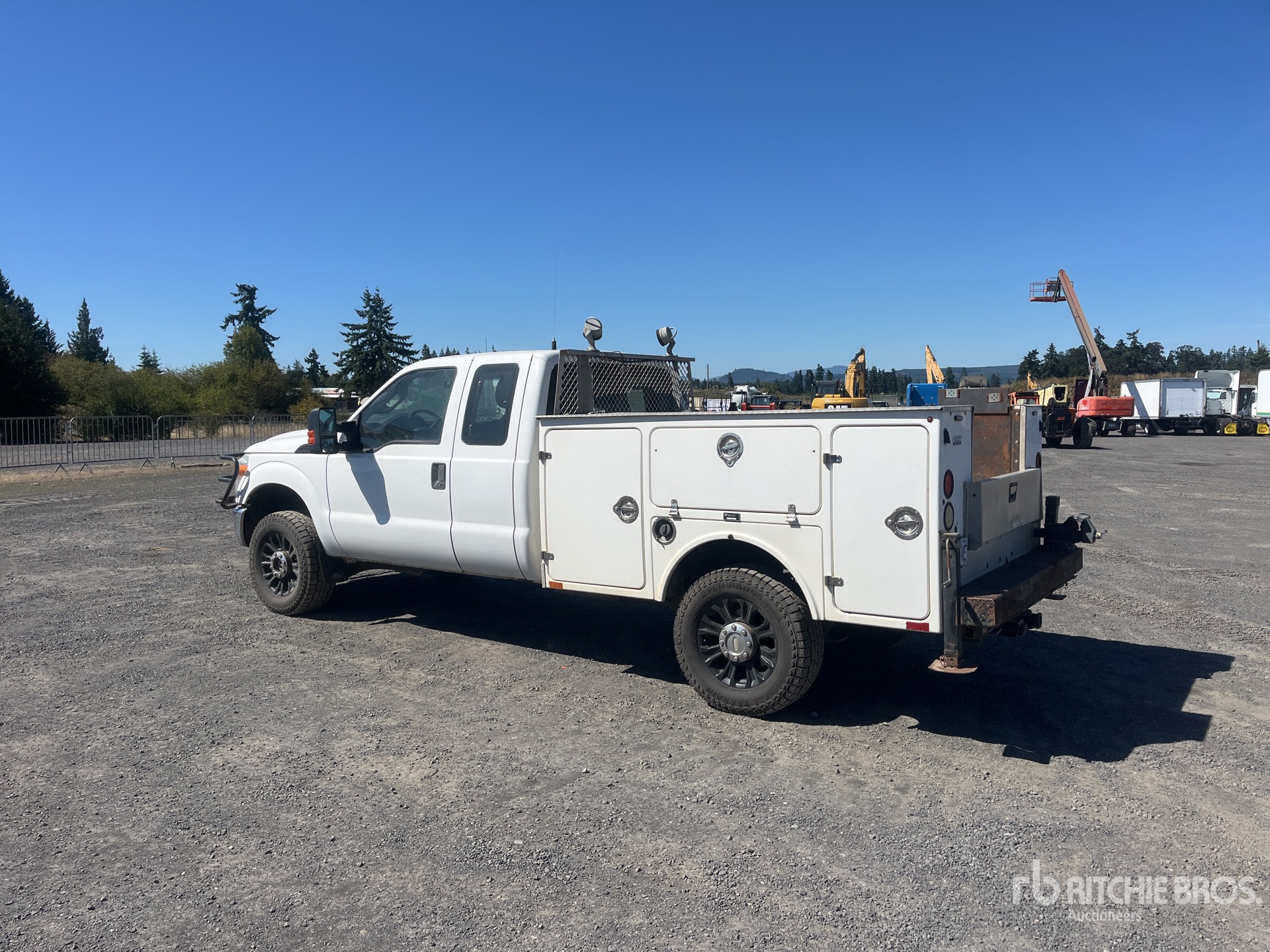 General Appearance with Picture, Left Rear Corner