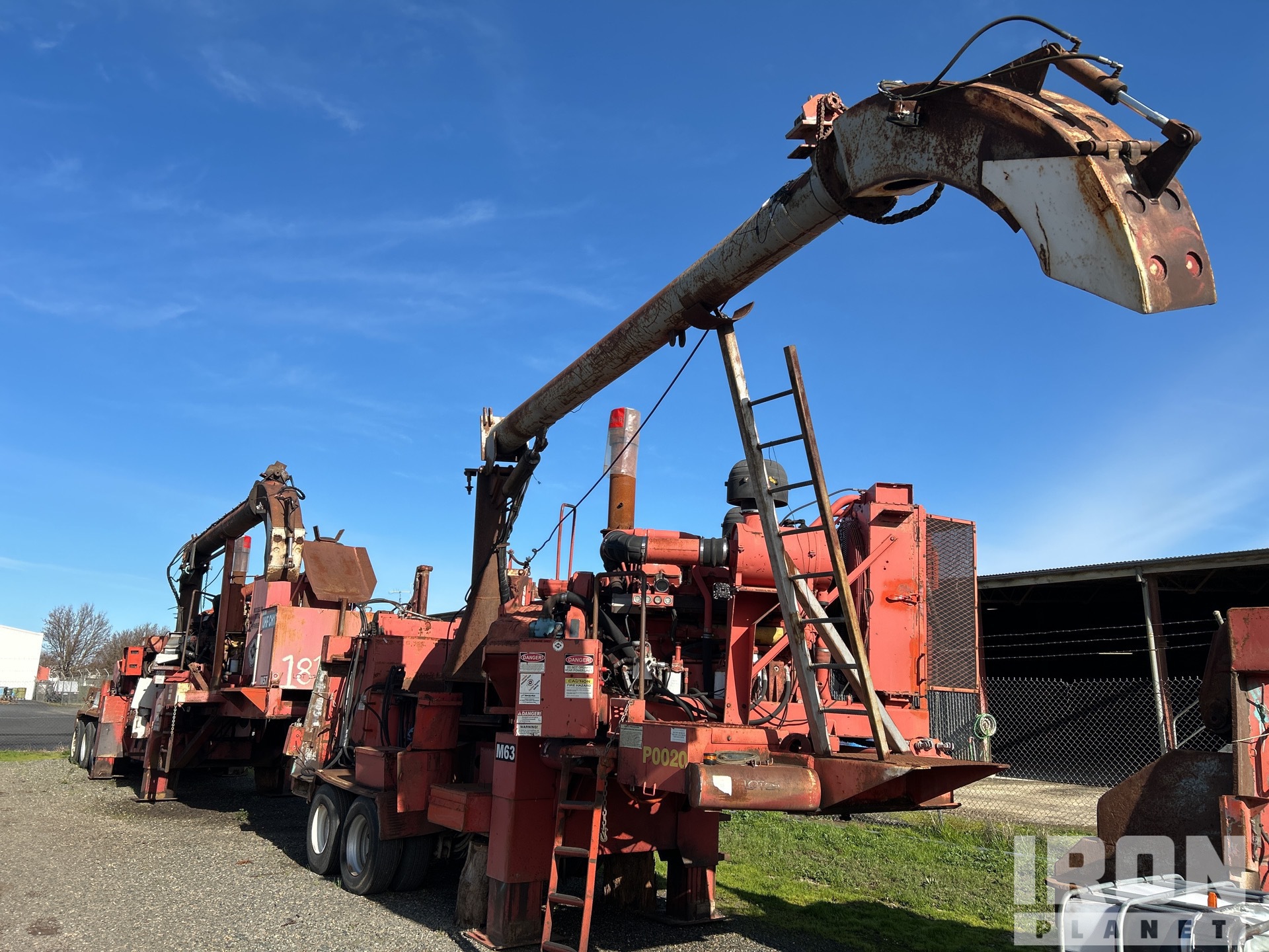 General Appearance with Image, coin avant gauche