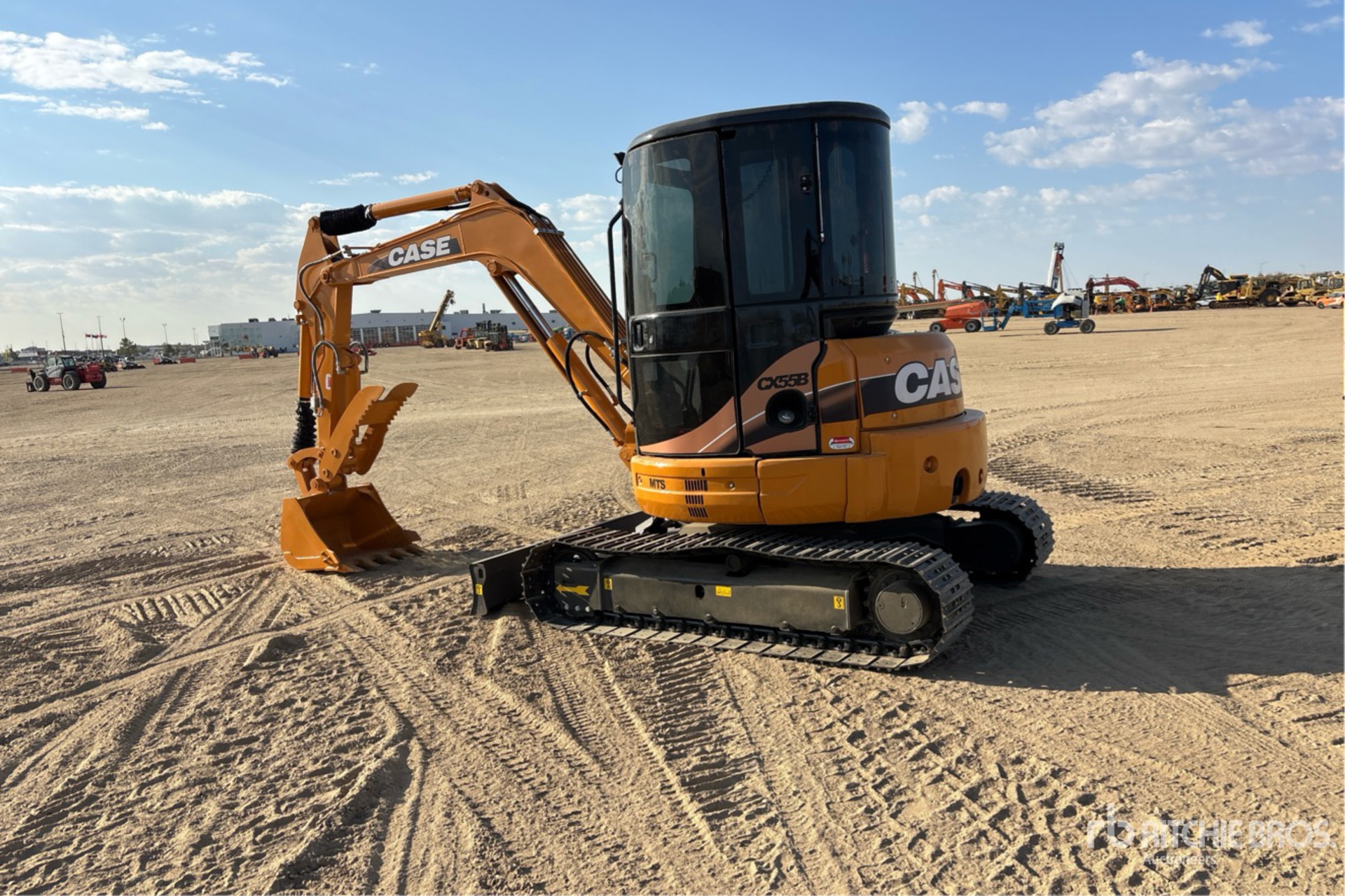 EXCAVADORA 2008 CASE CX55B