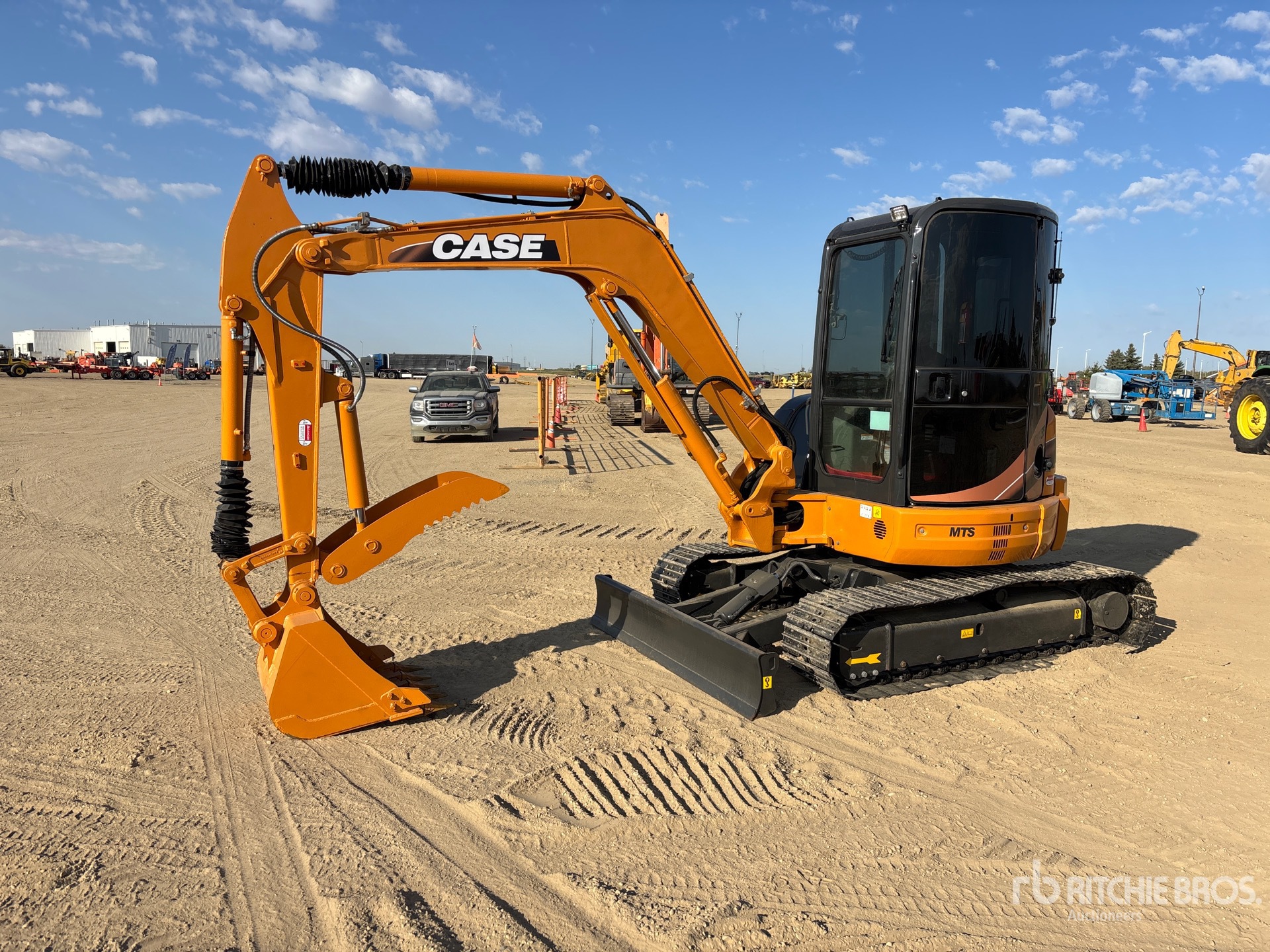 EXCAVADORA 2006 CASE CX55B