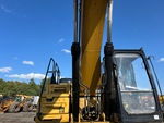 v2 Chassis - Excavator with 
