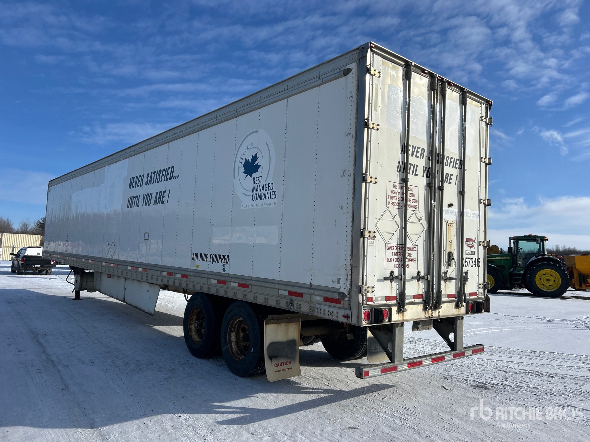 General Appearance with Bild, Ecke hinten links