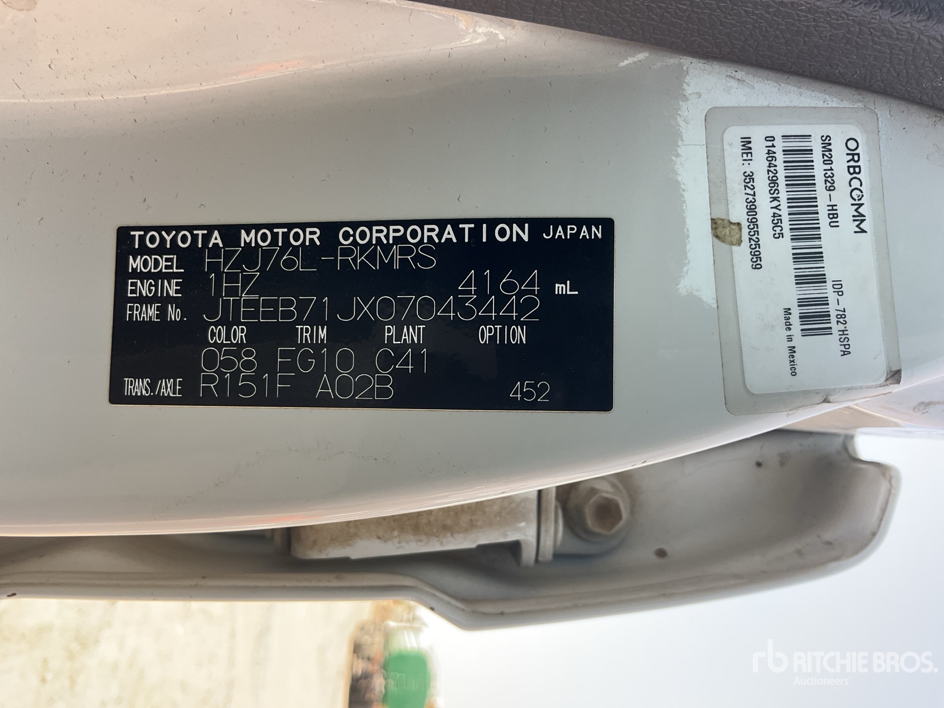 General Appearance with Serial Number / VIN
