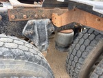 4 Underbody - Truck with 