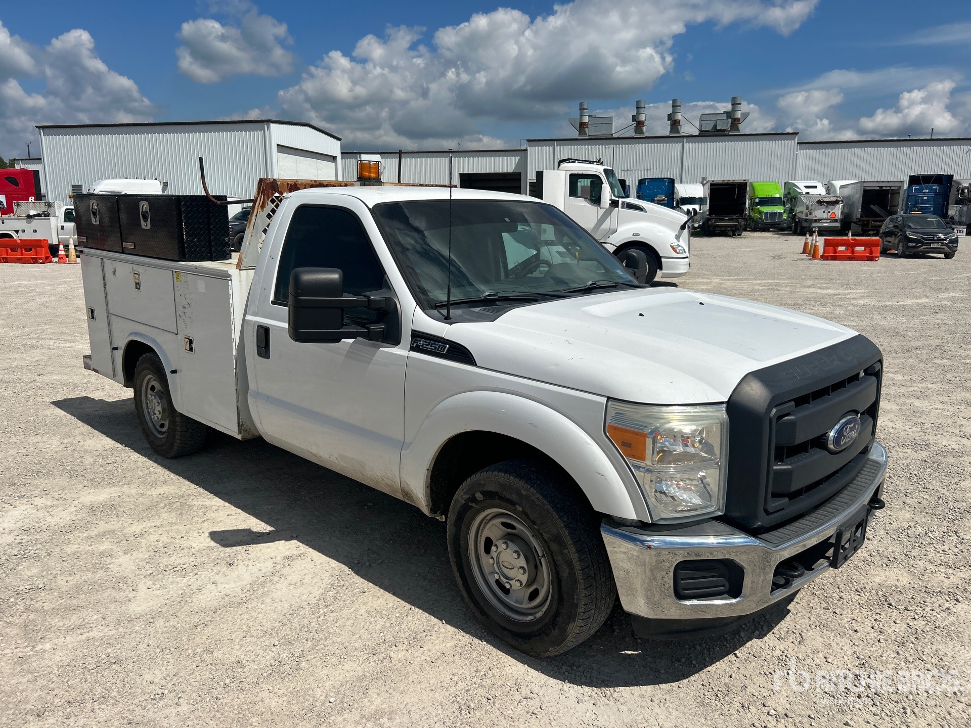 General Appearance with Picture, Right Front Corner
